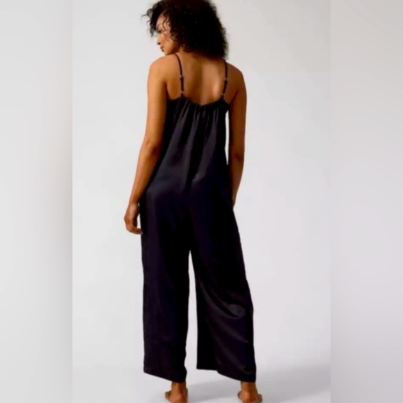 NWT- Athleta Calme jumpsuit - Picture 3 of 4